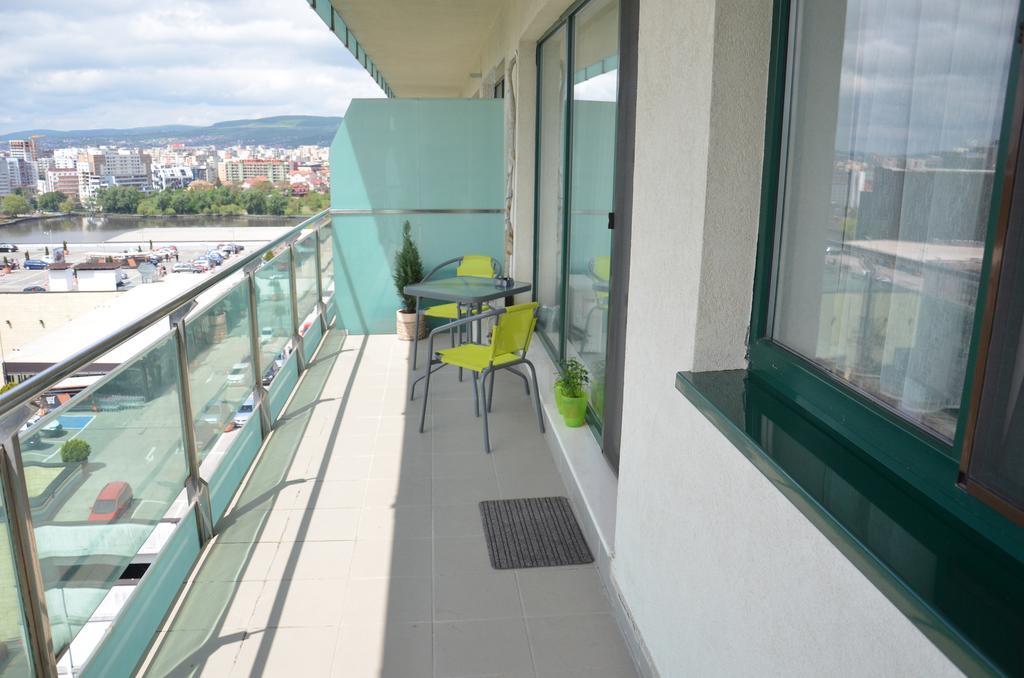 Dora City Apartament Daire Kaloşvar Dış mekan fotoğraf