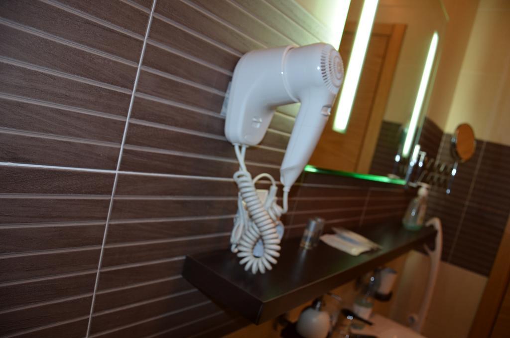Dora City Apartament Daire Kaloşvar Dış mekan fotoğraf